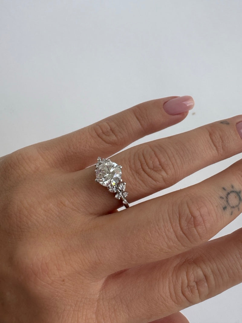 Coral Ring – Lab Diamond